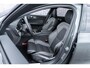Volvo V60 2.0 T6 Plug-in hybrid AWD Ultra Dark | Google | Long Range | Schuif-/Kanteldak | Adaptieve Cruise Control | DAB | Head-Up Display | Camera | Stoelverwarming Voor + Achter | Harman Kardon Audio | Getint Glas | Zitverlenging | Elek. Stoelen | Memory | 19" LM