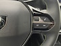 Peugeot e-2008 EV GT Avantage 54 kWh Automaat 3-Fase | CarPlay | Navi | Dodehoek | Camera's | ACC | Sfeerverlichting |