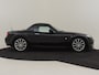 Mazda MX-5 Roadster Coupé 1.8 Hanabi 126pk | Cruise control | Lederen bekleding | Stoelverwarming | Airco | Elektrisch dak | 17"LMV