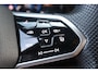 Volkswagen Golf 1.5 eTSI R-Line|Automaat|Full options|Matrix LED|Navi|Panodak|Camera|Winterpack|Sfeerverlichting|18inch