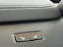 Volvo XC60 2.0 T8 Plug-in hybrid AWD Ultra Dark Exec. Ed. | Actieve Luchtvering | Bowers & Wilkins Audio | Head-up Display | 360 Graden Camera | Panoramadak | Lichtmetalen Velgen 22 inch | Elektrisch Verstelbare Voorstoelen | Geventileerde Stoelen | Massagefunctie | Keyless Entry | BLIS