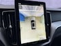 Volvo XC60 2.0 T8 Plug-in hybrid AWD Ultra Dark Exec. Ed. | Actieve Luchtvering | Bowers & Wilkins Audio | Head-up Display | 360 Graden Camera | Panoramadak | Lichtmetalen Velgen 22 inch | Elektrisch Verstelbare Voorstoelen | Geventileerde Stoelen | Massagefunctie | Keyless Entry | BLIS