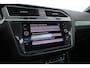 Volkswagen Tiguan 1.4 TSI R-line | Dig. Cockpit | Pano | Trekhaak | Adapt. Cruise | Keyless | 360cam | Stoelverw. |