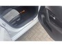 Peugeot e-208 EV GT 350 50 kWh | 3-fase | Pano | Camera | Adap Cruise | Navi | Climate Control | Achteruitrijcamera | Airco (automatisch) | Apple Carplay/Android Auto|telefoonintegratie premium