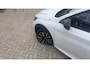Peugeot e-208 EV GT 350 50 kWh | 3-fase | Pano | Camera | Adap Cruise | Navi | Climate Control | Achteruitrijcamera | Airco (automatisch) | Apple Carplay/Android Auto|telefoonintegratie premium