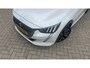 Peugeot e-208 EV GT 350 50 kWh | 3-fase | Pano | Camera | Adap Cruise | Navi | Climate Control | Achteruitrijcamera | Airco (automatisch) | Apple Carplay/Android Auto|telefoonintegratie premium