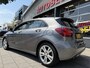 Mercedes-Benz A-klasse 180 BlueEFFICIENCY URBAN - Automaat I Navigatie I Sport pakket I PDC I 1/2 Leer I Dealer onderhouden