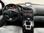 Peugeot 5008 1.6 THP GT 7p. Panoramadak, Parkeersensoren, Navi, Leder, Cruise control, Clima, Stoelverwarming, Head-up display, Trekhaak