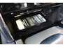Land Rover Discovery Sport P300e AWD 1.5 R-DYNAMIC BLACK PACK SE | Panodak | Leer | Trekhaak | Meridian | Camera | Adapt.Cruise | Stoel/stuurverw. | Sfeerverlichting |