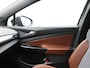 Volkswagen ID.4 Max 77 kWh 204 Pk | Stoel/Stuurverwarming | Camera | Adaptive Cruise | Warmtepomp | Head Up | Matrix LED | Trekhaak | 20 Inch | 116.551 Km !!