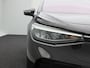 Volkswagen ID.4 Max 77 kWh 204 Pk | Stoel/Stuurverwarming | Camera | Adaptive Cruise | Warmtepomp | Head Up | Matrix LED | Trekhaak | 20 Inch | 116.551 Km !!