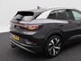 Volkswagen ID.4 Max 77 kWh 204 Pk | Stoel/Stuurverwarming | Camera | Adaptive Cruise | Warmtepomp | Head Up | Matrix LED | Trekhaak | 20 Inch | 116.551 Km !!