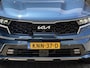 Kia Sorento 1.6 T-GDI Plug-in Hybrid 4WD ExecutiveLine 7-zits | Lederen bekleding | Panoramadak | 360 camera | Trekhaak afneembaar | Adaptieve cruise | Stoelverwarming&koeling | BOSE | Navigatie | Sfeerverlichting | Dodehoekdetectie | Apple CarPlay | Volledig onderhouden