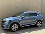 Kia Sorento 1.6 T-GDI Plug-in Hybrid 4WD ExecutiveLine 7-zits | Lederen bekleding | Panoramadak | 360 camera | Trekhaak afneembaar | Adaptieve cruise | Stoelverwarming&koeling | BOSE | Navigatie | Sfeerverlichting | Dodehoekdetectie | Apple CarPlay | Volledig onderhouden
