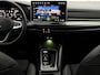 Volkswagen Golf 1.5 eHybrid Life Edition Plug-in Camera, Apple carplay, Virtual desk, Memory stoelen, Massage stoelen, Cruise control adaptief, Sfeerverlichting