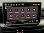 Volkswagen Golf 1.5 eHybrid Life Edition Plug-in Camera, Apple carplay, Virtual desk, Memory stoelen, Massage stoelen, Cruise control adaptief, Sfeerverlichting