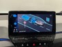 Volkswagen ID.3 First Plus 58 kWh Navigatie Apple Carplay/Android Auto Adaptive Cruise Control Camera Parkeersensoren Stoel- en stuurverwarming Lichtmetalen velgen Climate Control