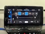 Volkswagen ID.3 First Plus 58 kWh Navigatie Apple Carplay/Android Auto Adaptive Cruise Control Camera Parkeersensoren Stoel- en stuurverwarming Lichtmetalen velgen Climate Control