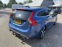 Volvo V60 2.0 T4 Business Sport 190pk Automaat | Trekhaak | R- Design | Winterbandenset | Stoelverwarming | Lederen Bekleding