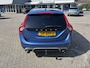 Volvo V60 2.0 T4 Business Sport 190pk Automaat | Trekhaak | R- Design | Winterbandenset | Stoelverwarming | Lederen Bekleding