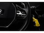 Peugeot 2008 1.2 Hybrid 136 Style Climate | Carplay | Cruise | Parkeersensoren Achter | LED | DAB | Airco (automatisch) | Apple Carplay/Android Auto|telefoonintegratie premium | Centrale deurvergrendeling met afstandsbediening