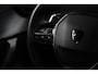 Peugeot 2008 1.2 Hybrid 136 Style Climate | Carplay | Cruise | Parkeersensoren Achter | LED | DAB | Airco (automatisch) | Apple Carplay/Android Auto|telefoonintegratie premium | Centrale deurvergrendeling met afstandsbediening