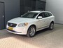 Volvo XC60 2.0 T5 FWD Kinetic | Trekhaak | Automaat | Camera | Memory | Keyless | Cruise Control | 18 Inch