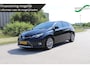 Toyota Auris 1.8 Hybrid | deels leder | stoelverwarming | climate & cruise control | regen- en lichtsensor | trekhaak |