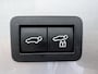 Toyota C-HR / C-HR+ 2.0 Plug-in Hybrid 220PK Executive Aut. Full options! AppleCarPlay/AndroidAuto, 19"LM. Bi-Tone lak, Climate Control, Adaptieve Cruise Control, BlindSpot -