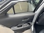 Toyota C-HR / C-HR+ 2.0 Plug-in Hybrid 220PK Executive Aut. Full options! AppleCarPlay/AndroidAuto, 19"LM. Bi-Tone lak, Climate Control, Adaptieve Cruise Control, BlindSpot -