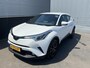 Toyota C-HR / C-HR+ 1.2 Active 116PK Zeer nette dealer onderhoudenincl: LM velgen, Navi, Adaptive Cruisecontrol, Trekhaak trekgewicht 1.300KG