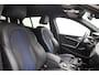 BMW 1-Serie 118i Business Edition Stoel- en Stuurverwarming | Sportstoelen Leer/Stof | Climate Control | Digitaal Dashboard | Apple Carplay/Android Auto|telefoonintegratie premium | Cruise control | DAB ontvanger
