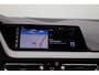 BMW 1-Serie 118i Business Edition Stoel- en Stuurverwarming | Sportstoelen Leer/Stof | Climate Control | Digitaal Dashboard | Apple Carplay/Android Auto|telefoonintegratie premium | Cruise control | DAB ontvanger