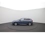 BMW 1-Serie 118i Business Edition Stoel- en Stuurverwarming | Sportstoelen Leer/Stof | Climate Control | Digitaal Dashboard | Apple Carplay/Android Auto|telefoonintegratie premium | Cruise control | DAB ontvanger