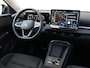 Volkswagen T-Roc Life First Edition 1.5 eTSI 116 PK | Trekhaak | Stuur & Stoelverwarming | Navigatie |