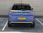 Volkswagen T-Roc Life First Edition 1.5 eTSI 116 PK | Trekhaak | Stuur & Stoelverwarming | Navigatie |