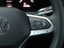 Volkswagen T-Roc Life First Edition 1.5 eTSI 116 PK | Trekhaak | Stuur & Stoelverwarming | Navigatie |