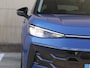 Volkswagen T-Roc Life First Edition 1.5 eTSI 116 PK | Trekhaak | Stuur & Stoelverwarming | Navigatie |