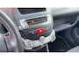 Peugeot 107 1.0-12V Urban Move APK 04-2027 / AIRCO / ELEK RAMEN