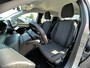 Peugeot 208 1.2 PureTech 75 Style | Navigatie | Parkeersensoren achter | Cruise control | DAB |