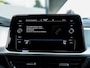 Volkswagen T-Roc 1.0 TSI Life Business | Stoelverwarming | Navigatie | Virtual Cockpit | Climate Control | LED Koplampen | Apple Carplay | Android Auto | Lichtmetalen Velgen | Lapiz Blauw |