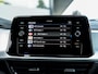 Volkswagen T-Roc 1.0 TSI Life Business | Stoelverwarming | Navigatie | Virtual Cockpit | Climate Control | LED Koplampen | Apple Carplay | Android Auto | Lichtmetalen Velgen | Lapiz Blauw |