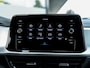 Volkswagen T-Roc 1.0 TSI Life Business | Stoelverwarming | Navigatie | Virtual Cockpit | Climate Control | LED Koplampen | Apple Carplay | Android Auto | Lichtmetalen Velgen | Lapiz Blauw |