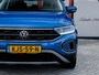 Volkswagen T-Roc 1.0 TSI Life Business | Stoelverwarming | Navigatie | Virtual Cockpit | Climate Control | LED Koplampen | Apple Carplay | Android Auto | Lichtmetalen Velgen | Lapiz Blauw |
