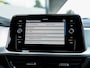 Volkswagen T-Roc 1.0 TSI Life Business | Stoelverwarming | Navigatie | Virtual Cockpit | Climate Control | LED Koplampen | Apple Carplay | Android Auto | Lichtmetalen Velgen | Lapiz Blauw |