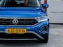 Volkswagen T-Roc 1.0 TSI Life Business | Stoelverwarming | Navigatie | Virtual Cockpit | Climate Control | LED Koplampen | Apple Carplay | Android Auto | Lichtmetalen Velgen | Lapiz Blauw |