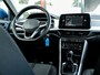 Volkswagen T-Roc 1.0 TSI Life Business | Stoelverwarming | Navigatie | Virtual Cockpit | Climate Control | LED Koplampen | Apple Carplay | Android Auto | Lichtmetalen Velgen | Lapiz Blauw |