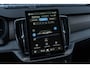 Volvo XC90 T8 Plug-in hybrid AWD Ultra Black Ed. Exec. | Google | Long Range | Panoramadak | Bowers & Wilkins Audio | Massagefunctie | Keyless | Luchtvering | Stoelverwarming & Ventilatie | Head-Up Display | Getint Glas | Elek. Achterklep | Stuurverwarming | Memory | LED Koplampen | 22" LM