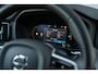 Volvo XC60 2.0 T6 Plug-in hybrid AWD Plus Dark Orig. NL geleverd dealer ondh. 1e Eigenaar!