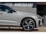 Volvo XC60 2.0 T6 Plug-in hybrid AWD Plus Dark Orig. NL geleverd dealer ondh. 1e Eigenaar!